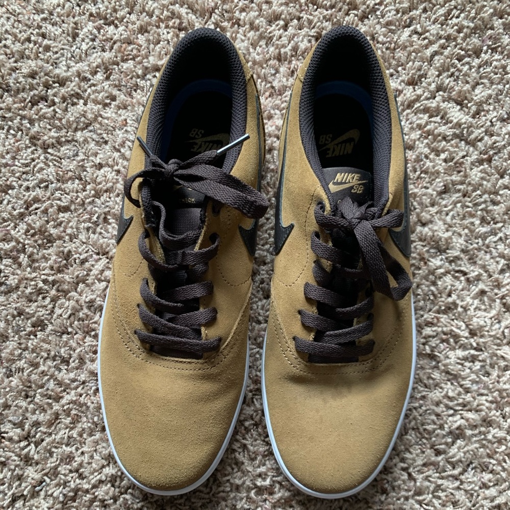 Nike brown solarsoft shoes size 10 men’s